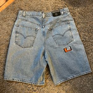 Vintage Levi’s L2 Jean Shorts
